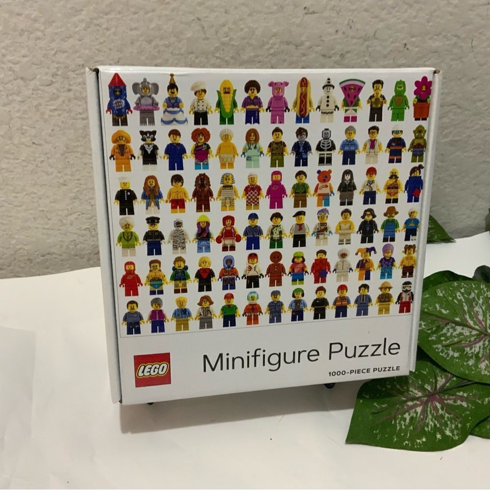 NIB Lego Minifigure Puzzle 1000 piece
